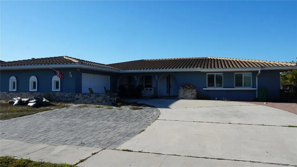286 Fields Terrace SE Port Charlotte FL 33952