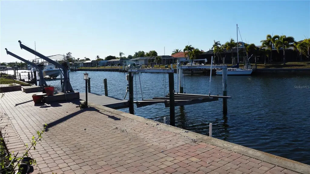 286 Fields Terrace SE Port Charlotte FL 33952