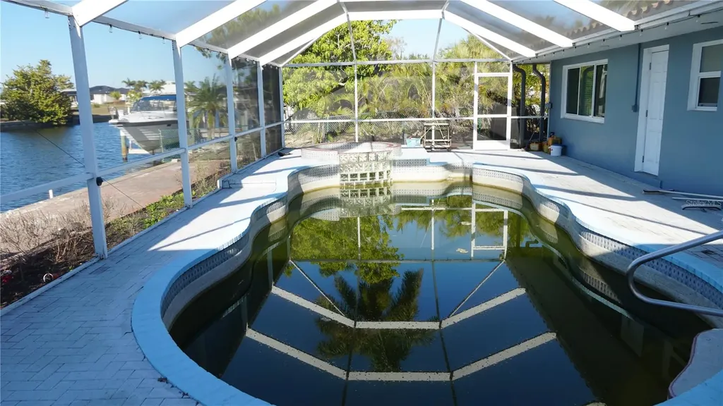 286 Fields Terrace SE Port Charlotte FL 33952