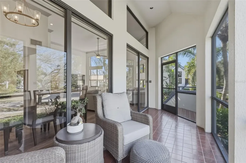 1912 Harbourside Drive Longboat Key FL 34228