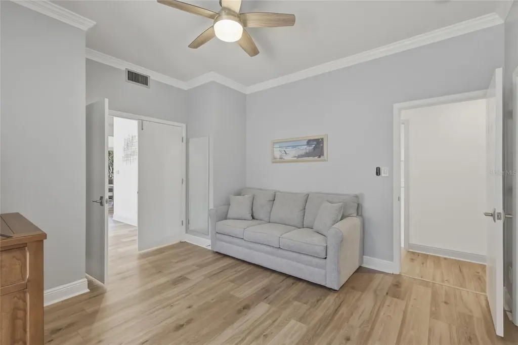 1912 Harbourside Drive Longboat Key FL 34228
