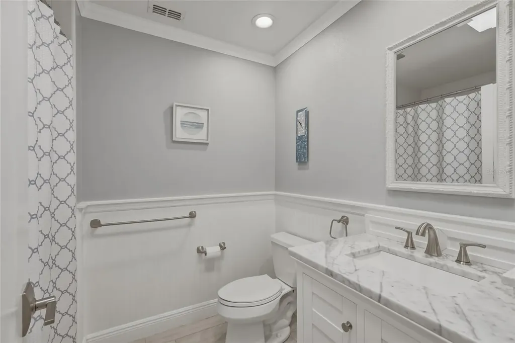1912 Harbourside Drive Longboat Key FL 34228
