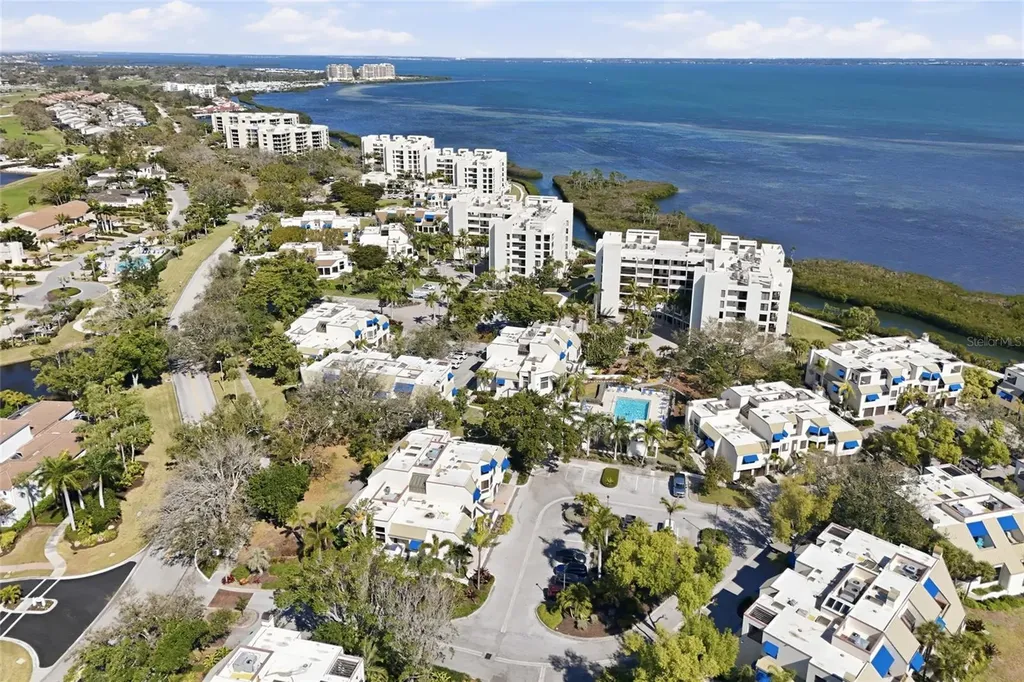 1912 Harbourside Drive Longboat Key FL 34228