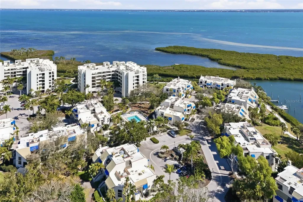 1912 Harbourside Drive Longboat Key FL 34228