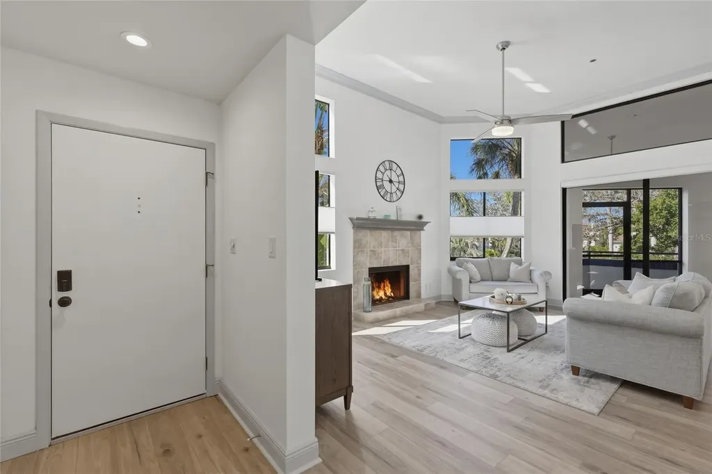 1912 Harbourside Drive Longboat Key FL 34228