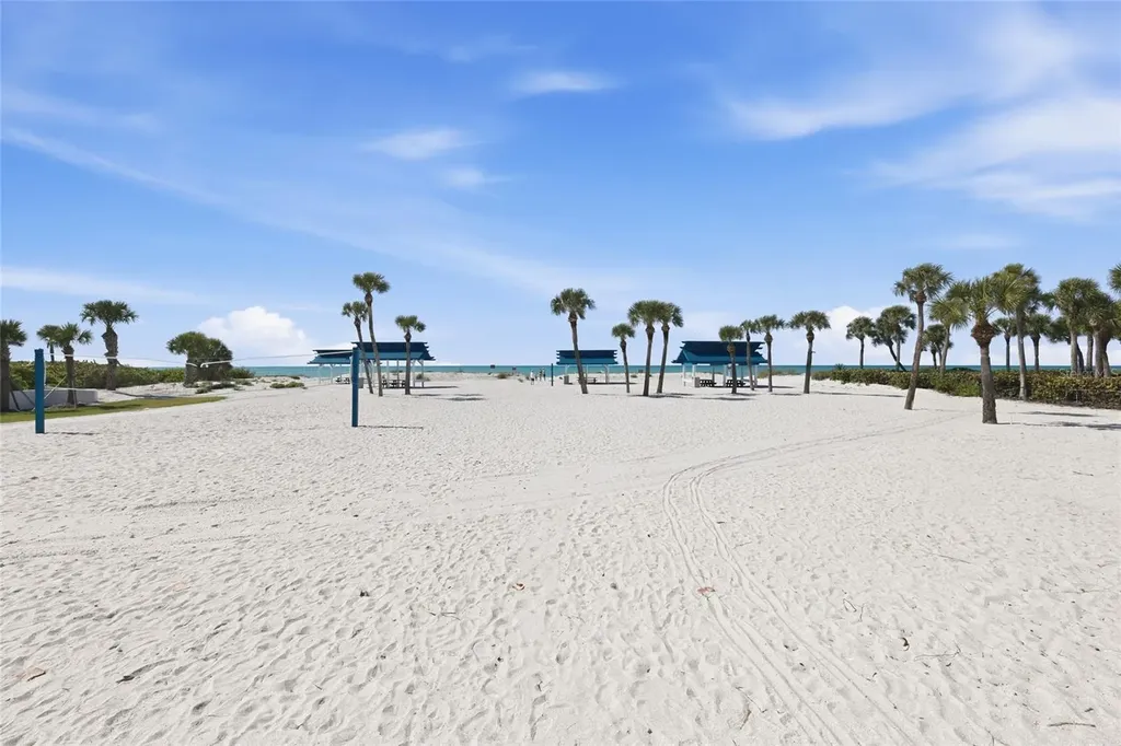 1912 Harbourside Drive Longboat Key FL 34228