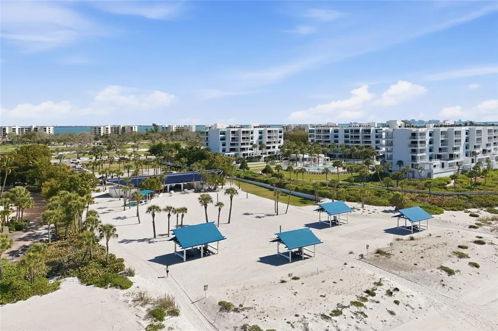 1912 Harbourside Drive Longboat Key FL 34228