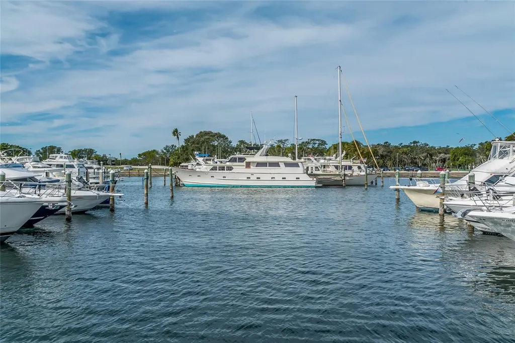 1912 Harbourside Drive Longboat Key FL 34228