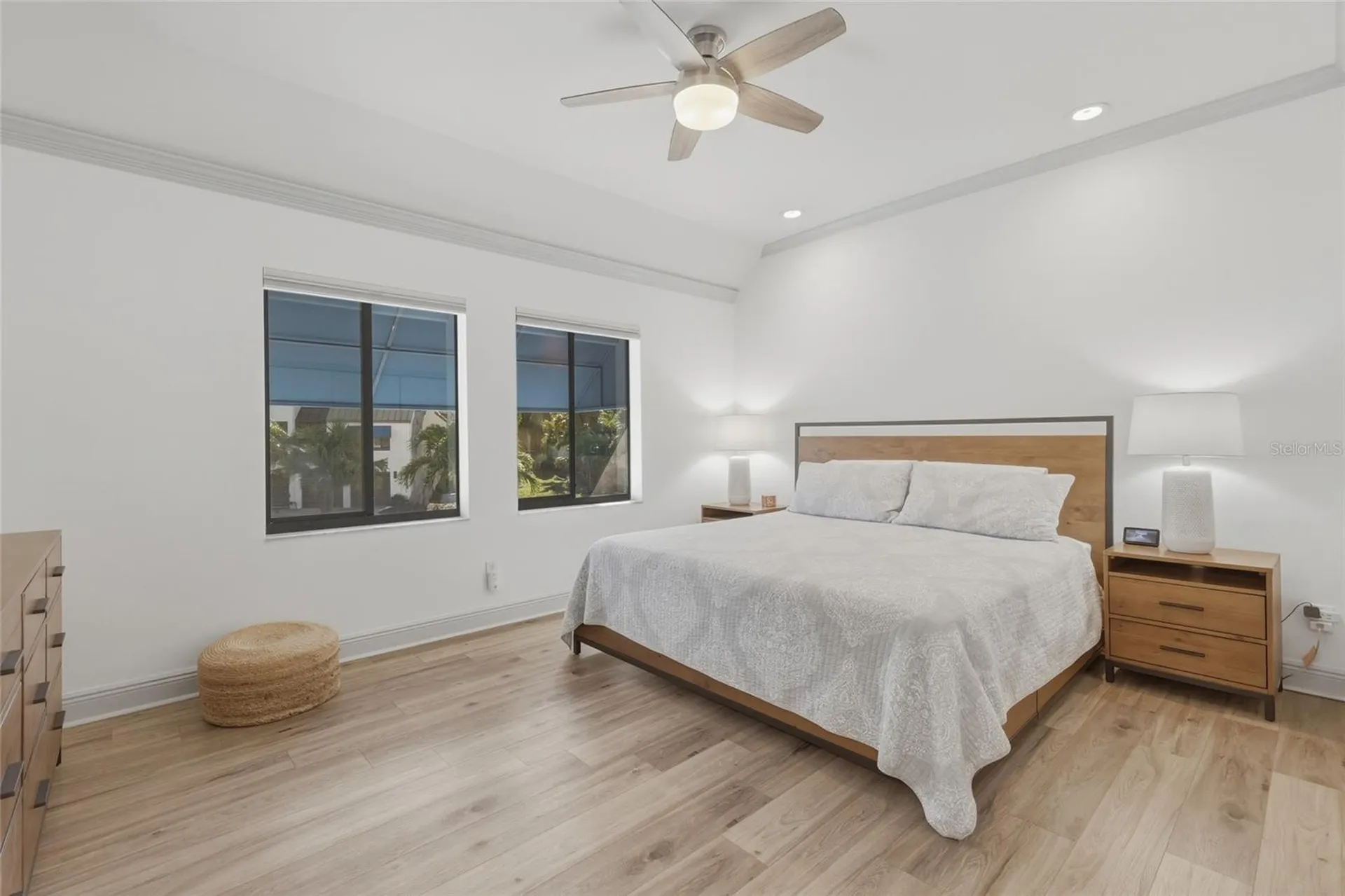 1912 Harbourside Drive Longboat Key FL 34228
