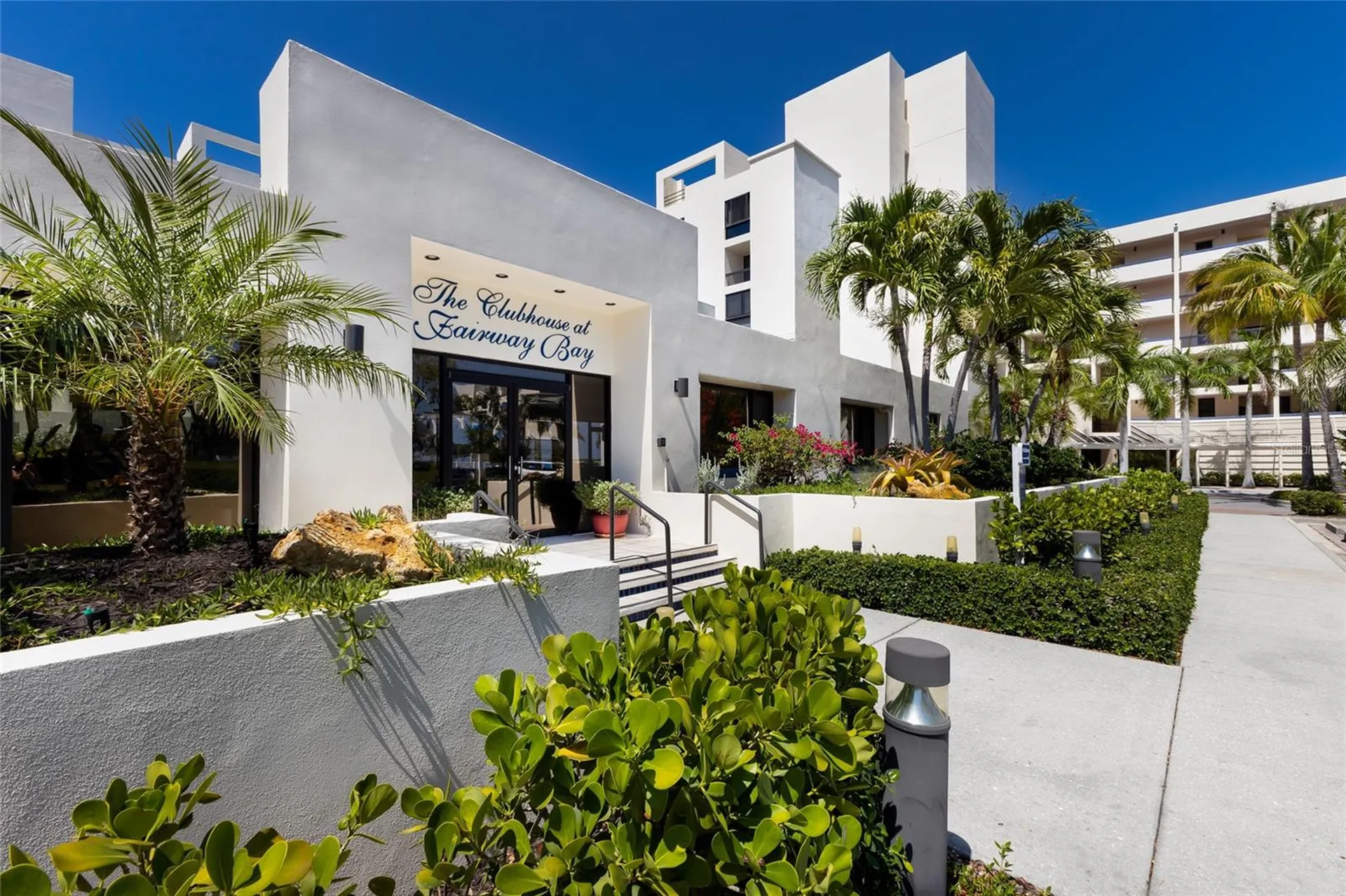 1912 Harbourside Drive Longboat Key FL 34228