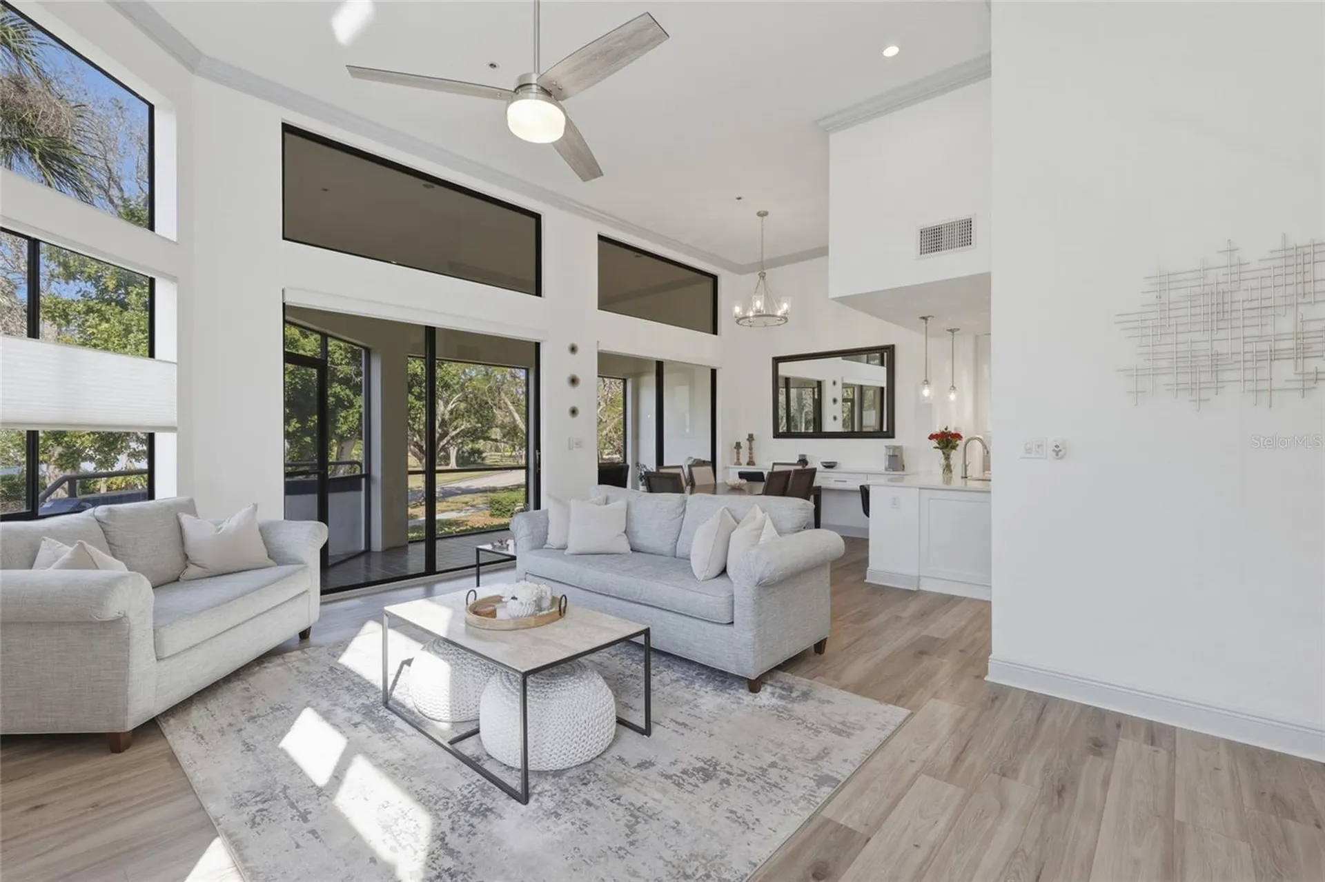 1912 Harbourside Drive Longboat Key FL 34228