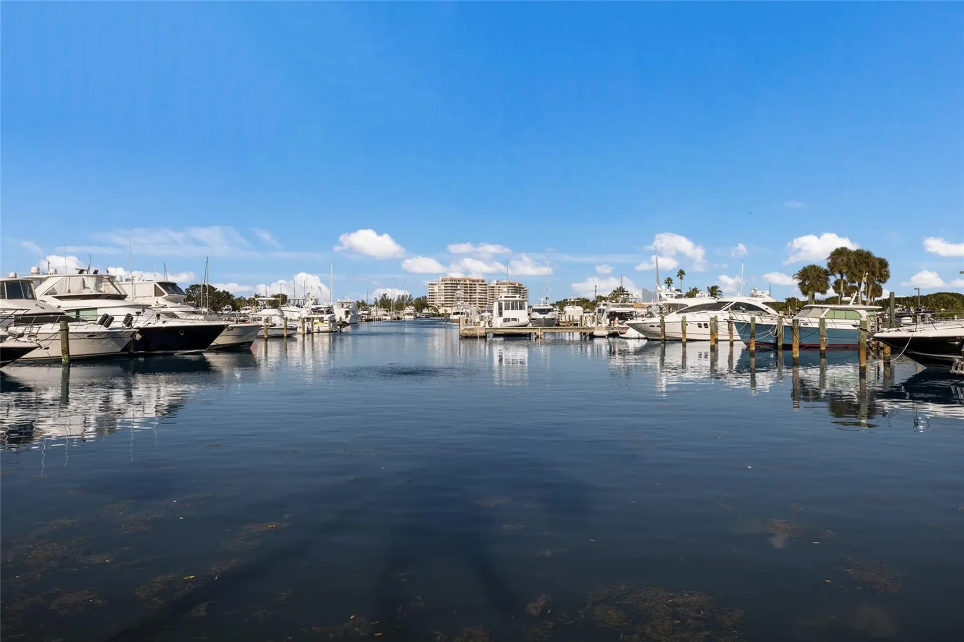 1912 Harbourside Drive Longboat Key FL 34228