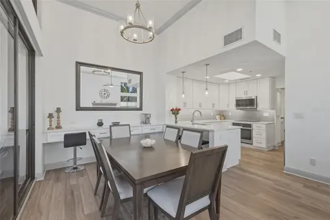 1912 Harbourside Drive Longboat Key FL 34228