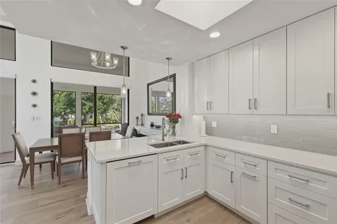 1912 Harbourside Drive Longboat Key FL 34228