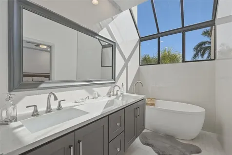 1912 Harbourside Drive Longboat Key FL 34228