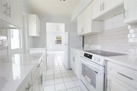 6960 A Sunset Drive S South Pasadena FL 33707