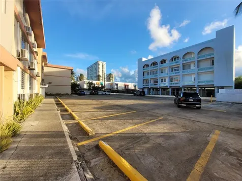 109 Costa Luquillo Cond. Luquillo PR 00773
