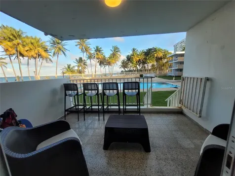 109 Costa Luquillo Cond. Luquillo PR 00773