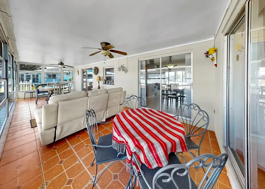 4005 Palm Court Bradenton FL 34208