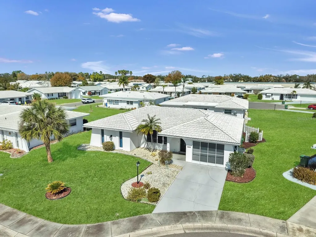 4005 Palm Court Bradenton FL 34208