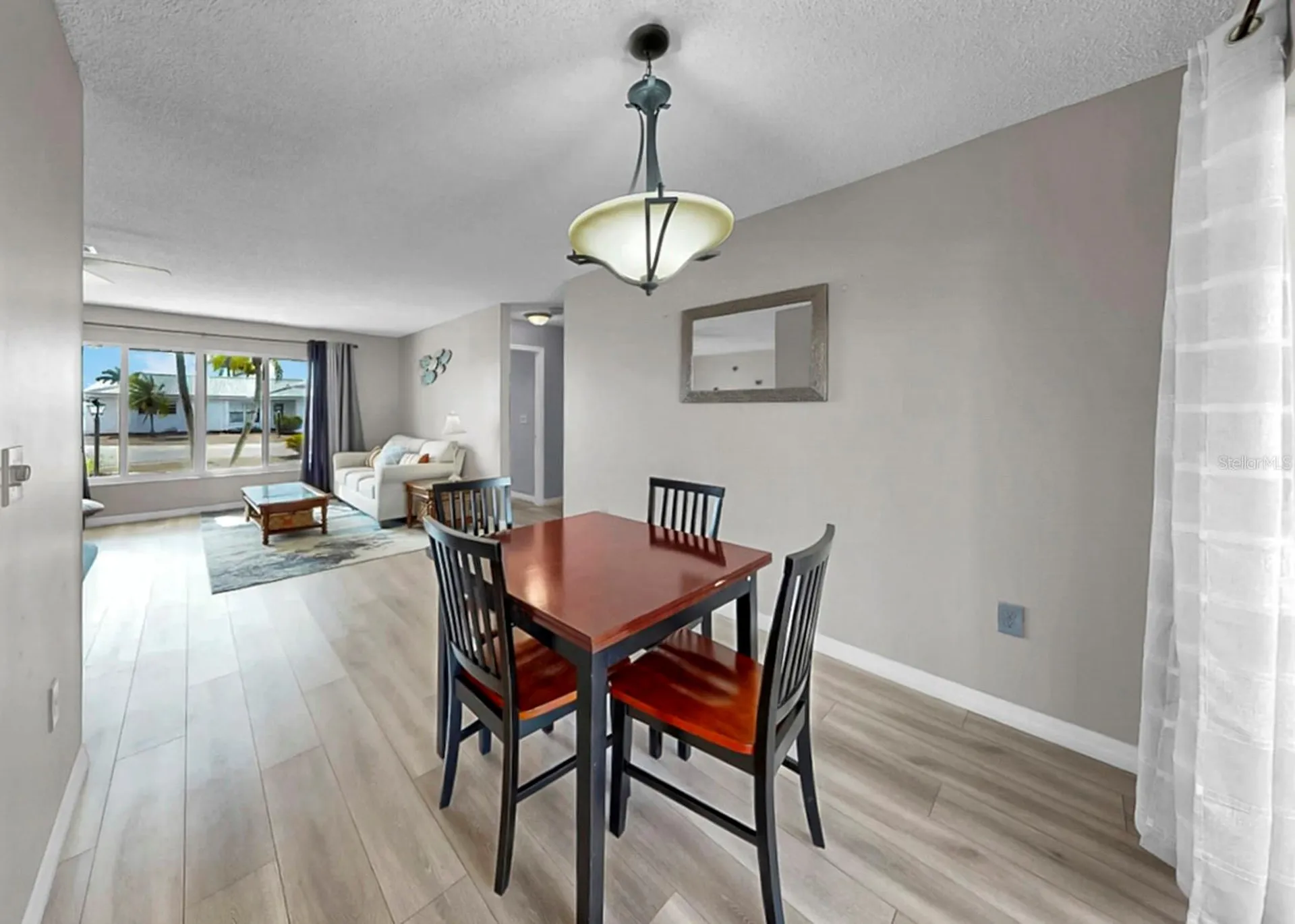 4005 Palm Court Bradenton FL 34208