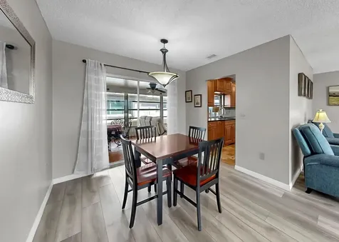 4005 Palm Court Bradenton FL 34208