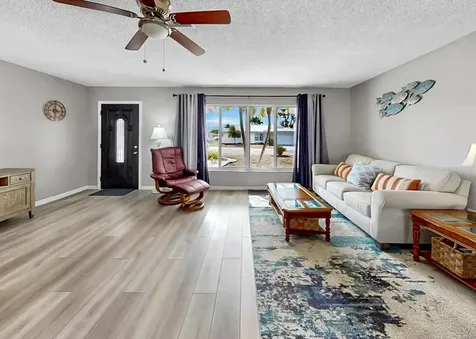 4005 Palm Court Bradenton FL 34208