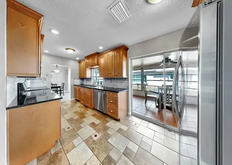 4005 Palm Court Bradenton FL 34208