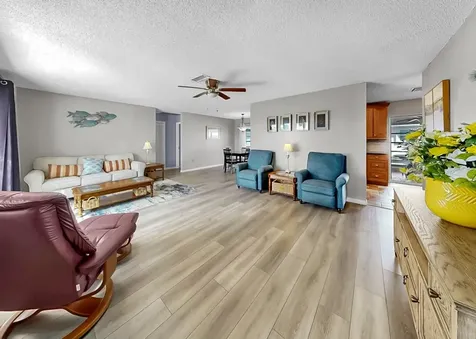 4005 Palm Court Bradenton FL 34208