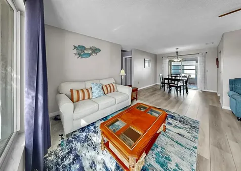 4005 Palm Court Bradenton FL 34208