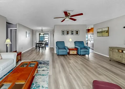 4005 Palm Court Bradenton FL 34208