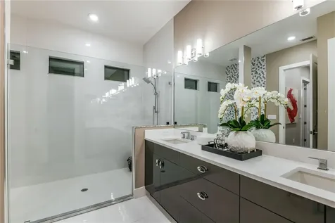 5060 Simons Court Lakewood Ranch FL 34211