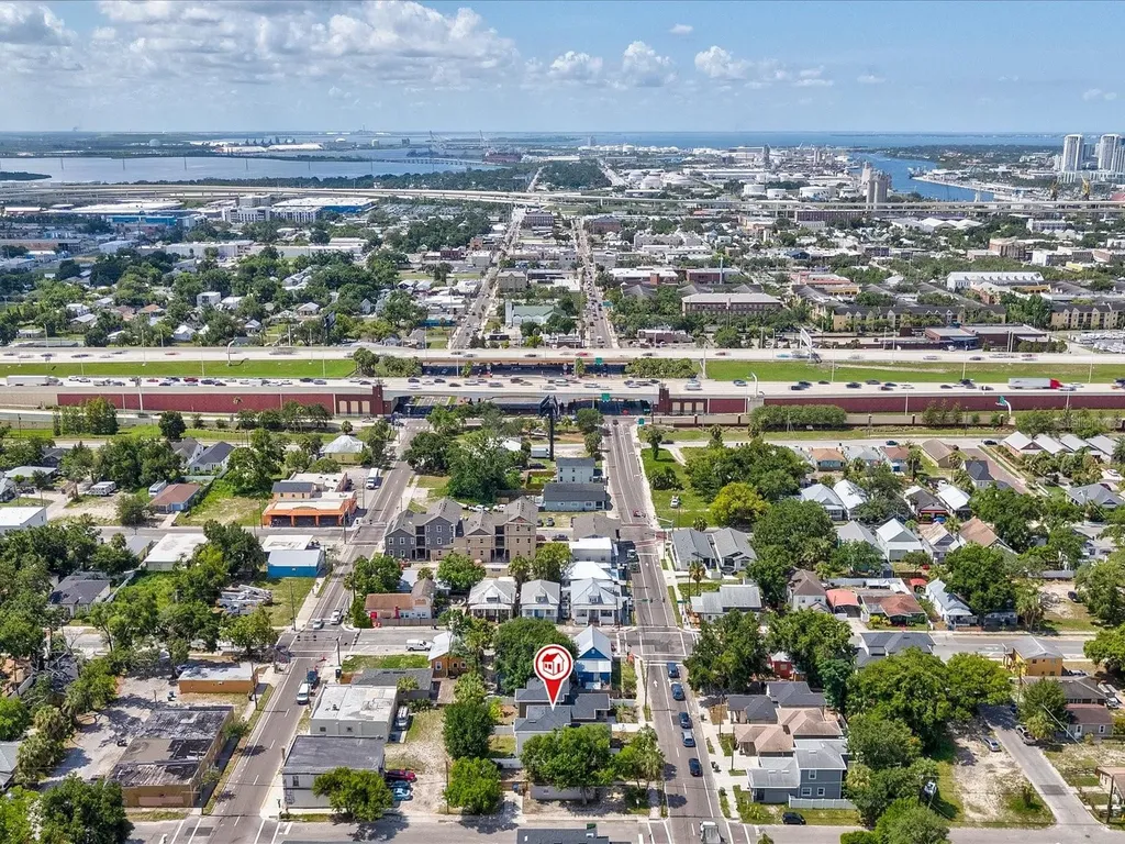 2809 N 21st Street Tampa FL 33605