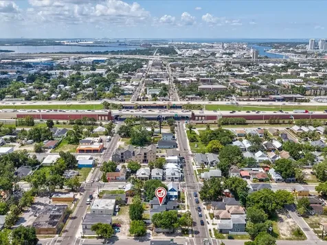 2809 N 21st Street Tampa FL 33605