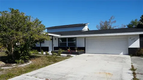 177 Dowling Avenue NE Port Charlotte FL 33952