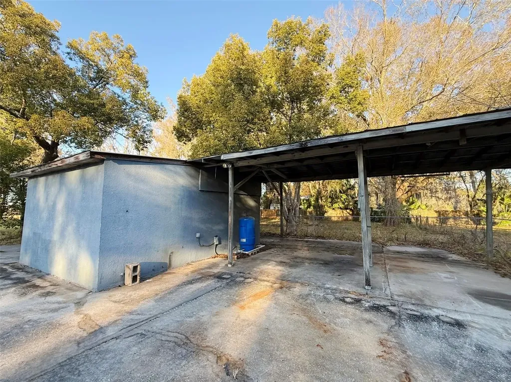 337 Denton Avenue Auburndale FL 33823