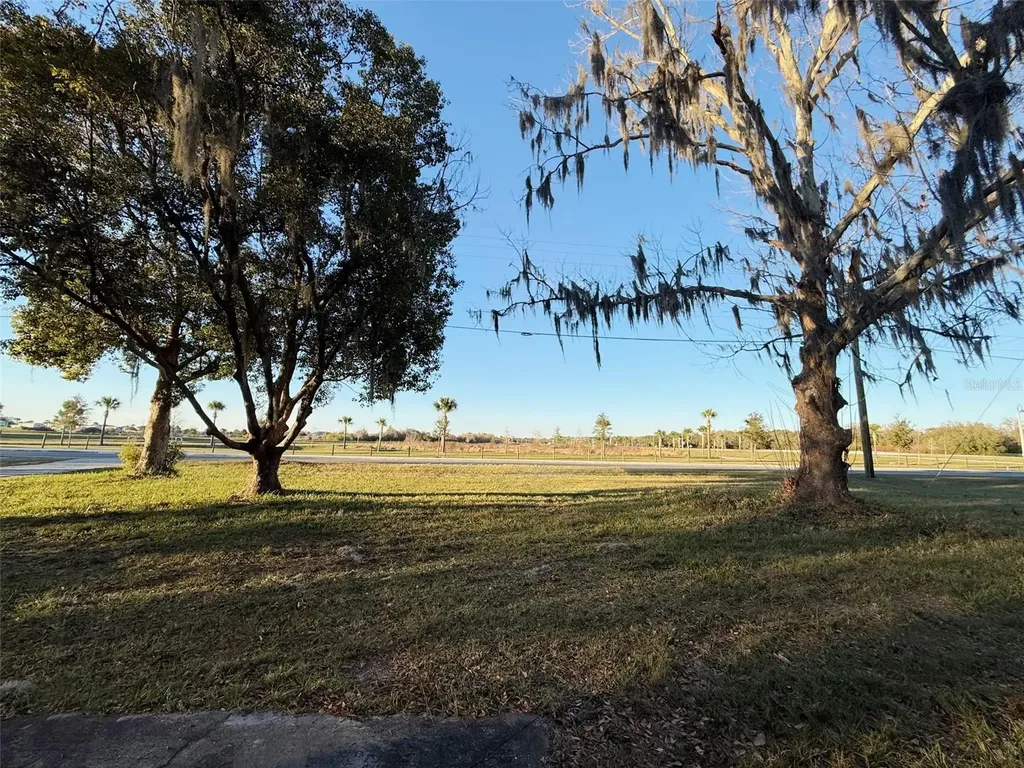 337 Denton Avenue Auburndale FL 33823