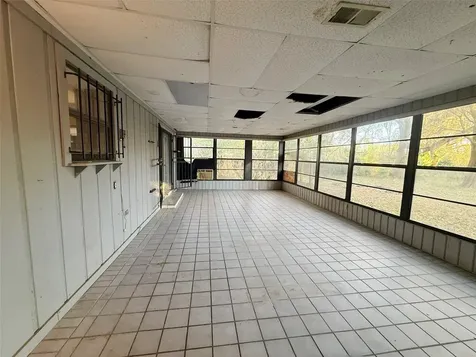 337 Denton Avenue Auburndale FL 33823