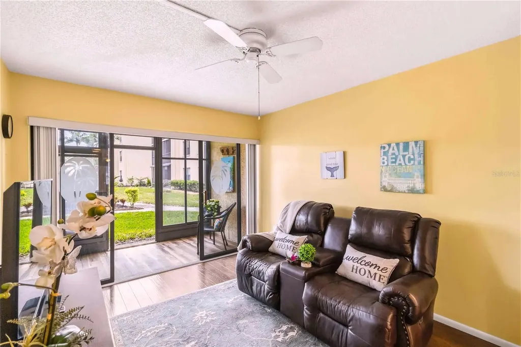 635 30th Avenue W Bradenton FL 34205