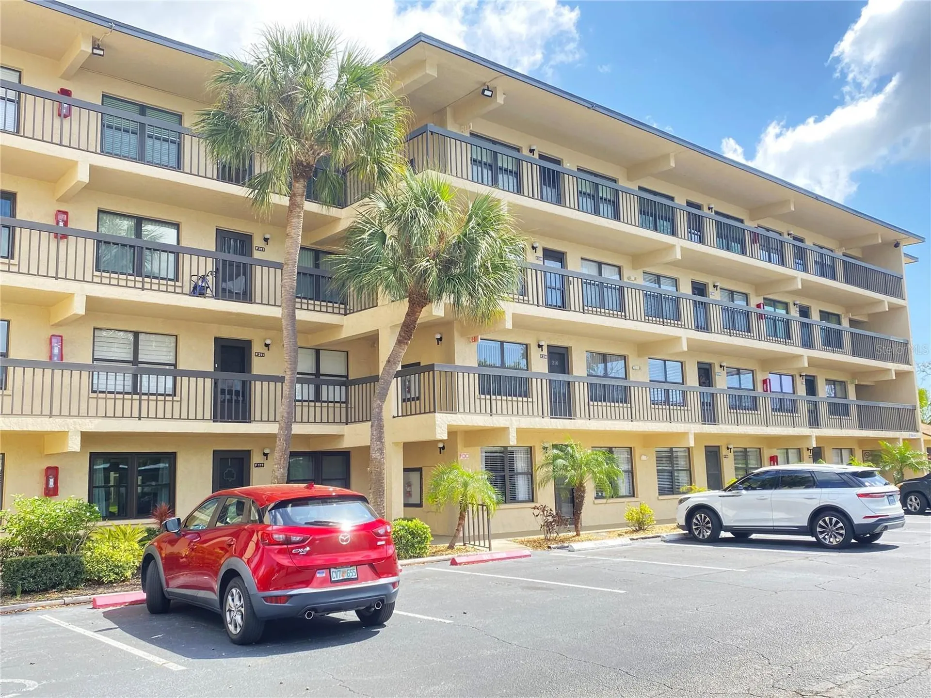 635 30th Avenue W Bradenton FL 34205