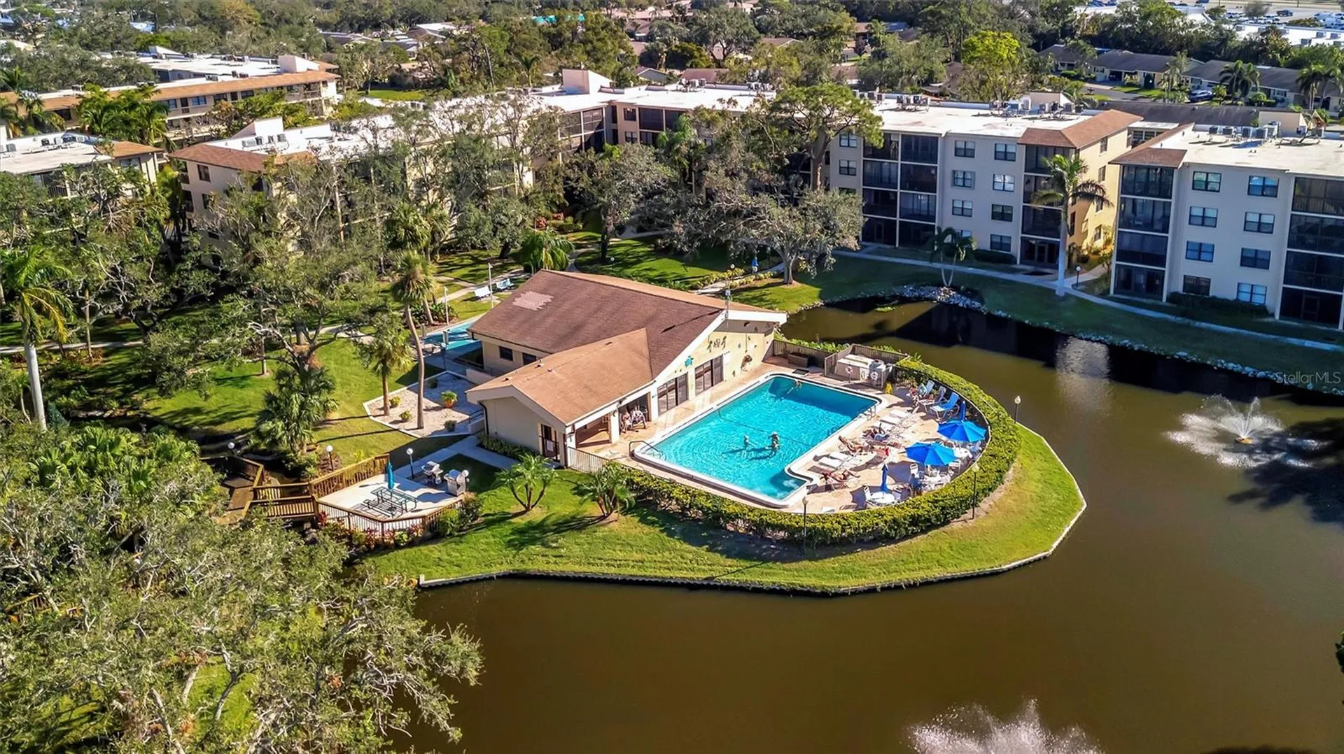 635 30th Avenue W Bradenton FL 34205