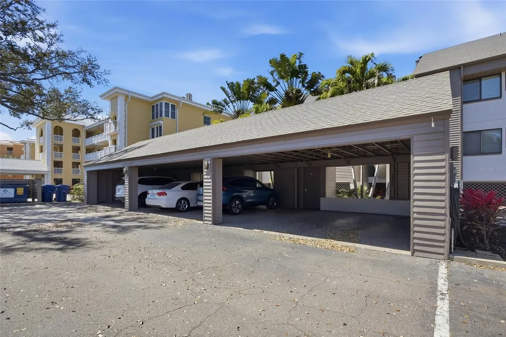 534 Pinellas Bayway S St Petersburg FL 33715