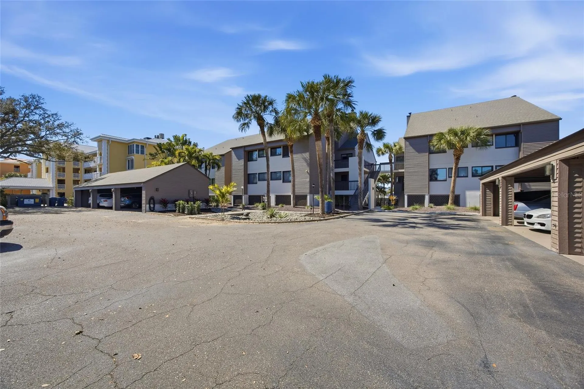 534 Pinellas Bayway S St Petersburg FL 33715