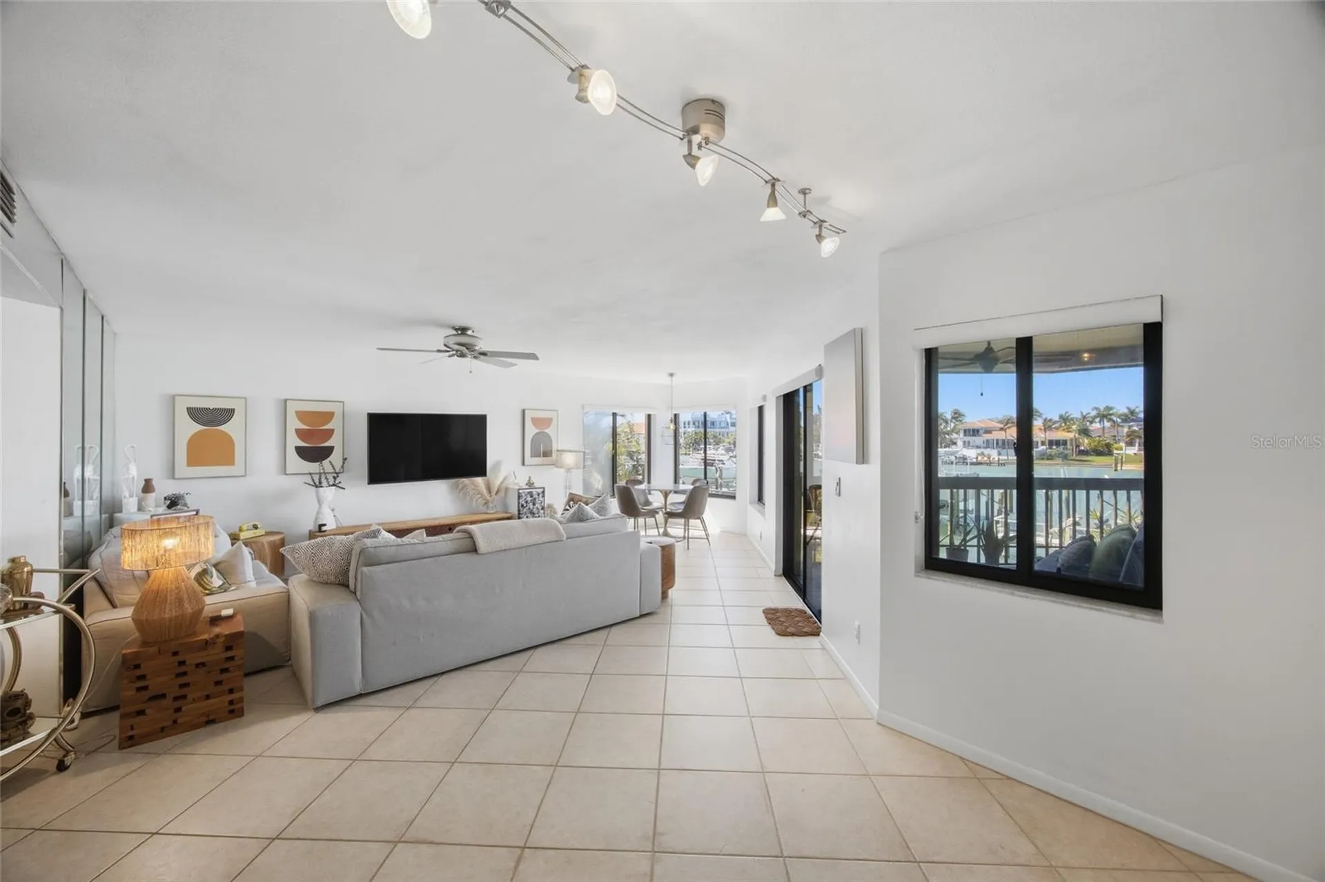 534 Pinellas Bayway S St Petersburg FL 33715
