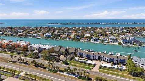 534 Pinellas Bayway S St Petersburg FL 33715