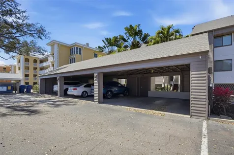 534 Pinellas Bayway S St Petersburg FL 33715