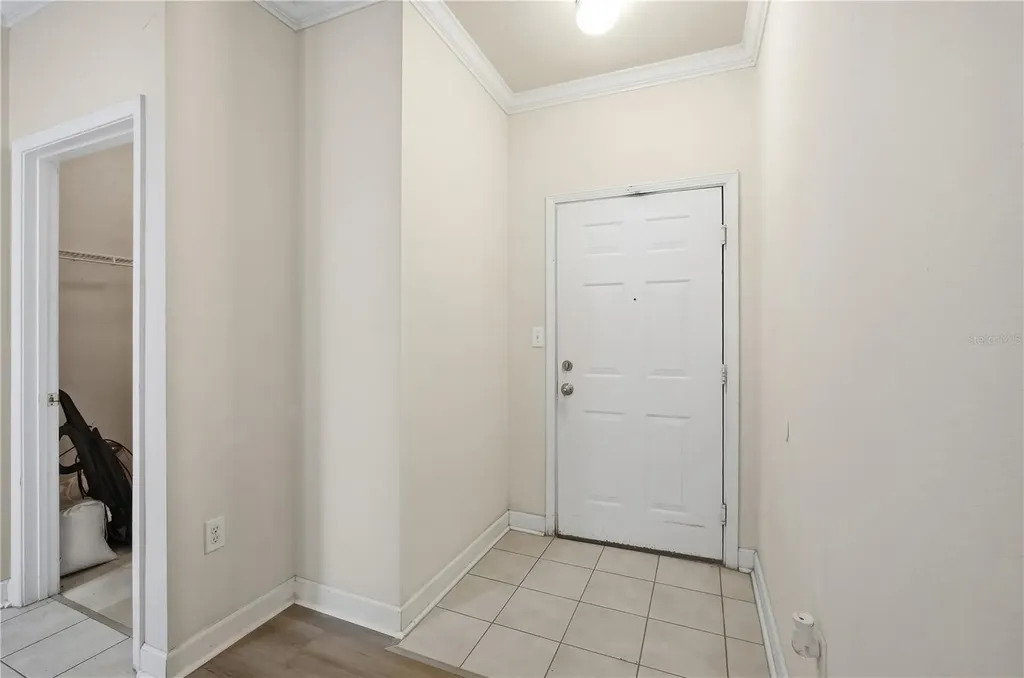 18125 Sterling Gate Circle Tampa FL 33647