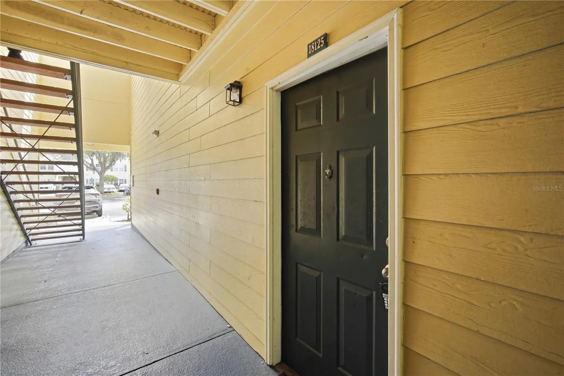 18125 Sterling Gate Circle Tampa FL 33647