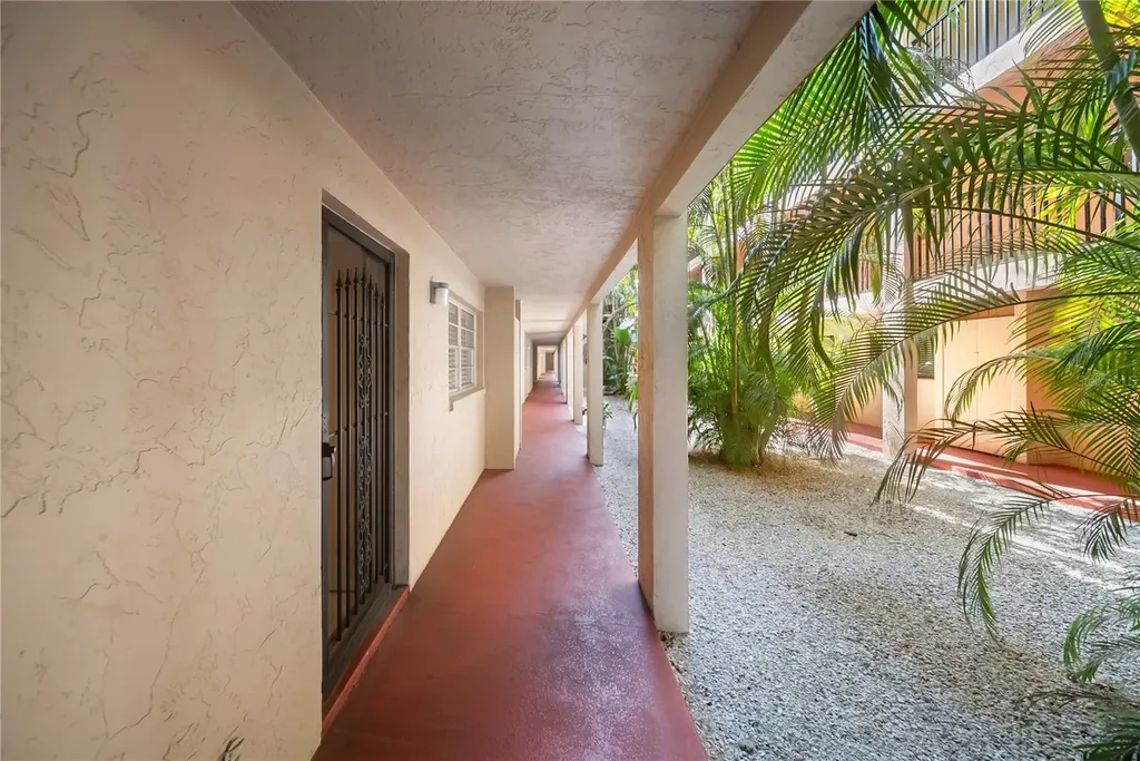 3700 S Osprey Avenue Sarasota FL 34239