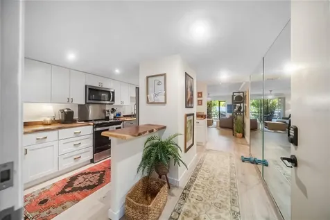 3700 S Osprey Avenue Sarasota FL 34239